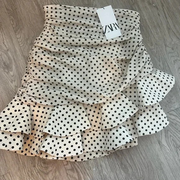 Zara polka dot skirt - Picture 2 of 2